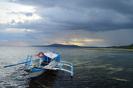 薄荷蓝菲律宾薄荷岛特色螃蟹船背景