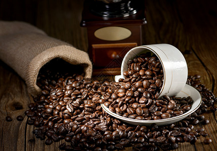 褐色的核咖啡豆背景