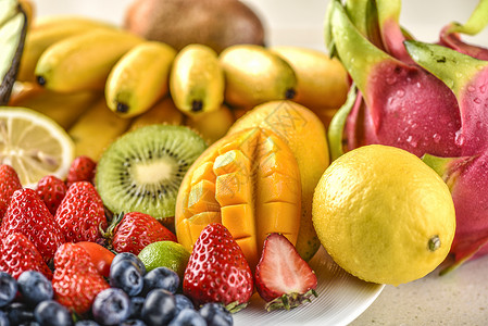夏天你好一堆新鲜的水果背景
