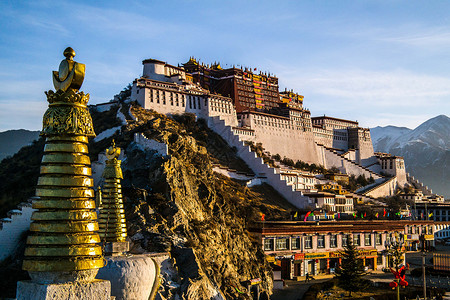 西藏拉萨布达拉宫日出寺庙高清图片素材