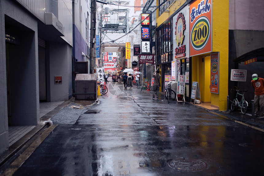 雨后大阪的街道图片