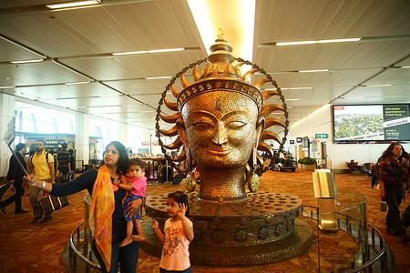 新德里机场新德里佛像头背景