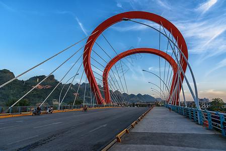 荔波城市桥梁风光高清图片