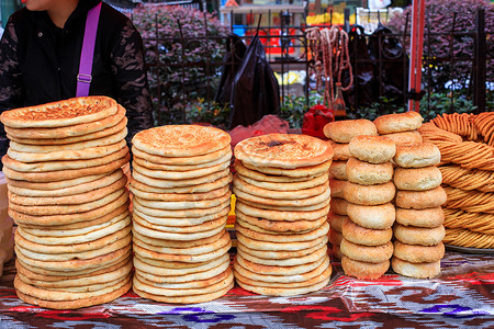 新疆美食馕包肉馕高清图片