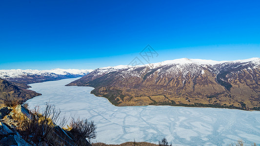 千里之外新疆喀纳斯湖景区背景