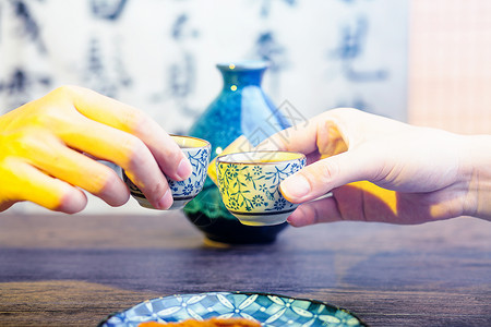 青花瓷碗筷干杯古典素材背景