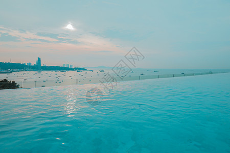 泰国天台泳池高清图片