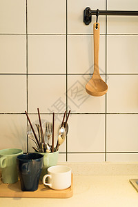 木勺锅铲厨房用品背景图片