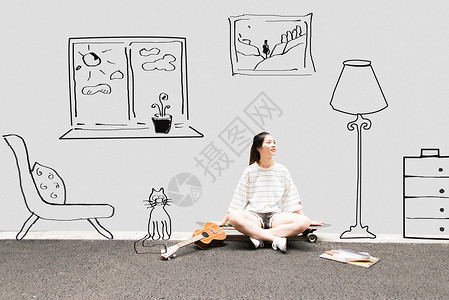 女孩坐着吃西瓜居家室内生活设计图片