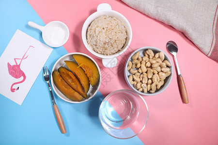 宝宝辅食焖南瓜和大米高清图片