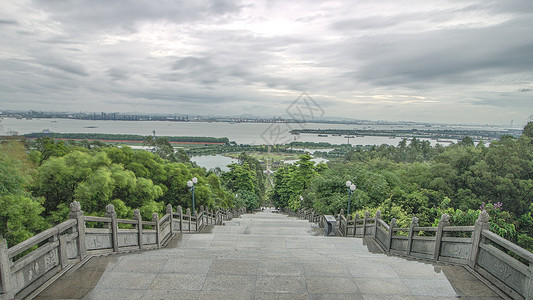 入海登云梯背景