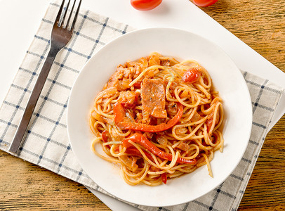 意大利面西式热菜高清图片