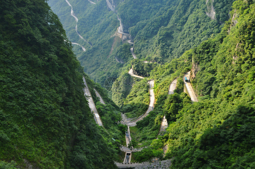 张家界天门山盘山公路图片