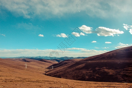 从你的全世界走过拍摄地点秋季稻城亚丁风光背景