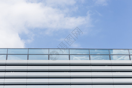 建筑与蓝天白云背景图片