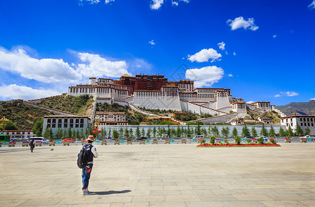 西藏拉萨壮观的布达拉宫高原高清图片素材
