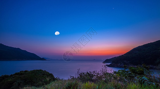 海上生明月夜景海滩高清图片