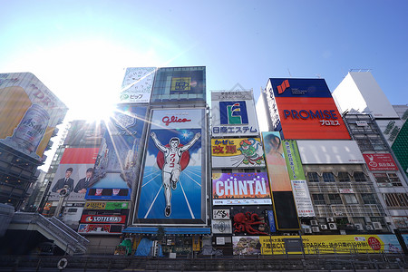 日本特价团海报大阪地标购物中心道顿崛背景