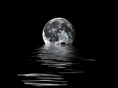 月亮下的倒影素材背景图片