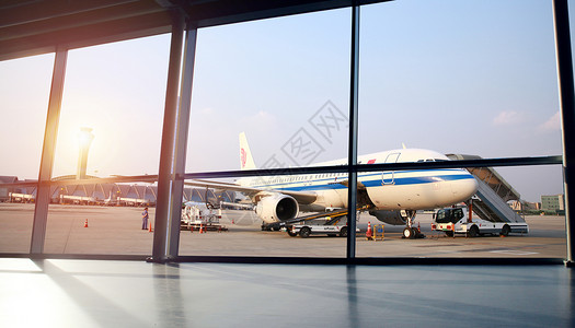 国产大飞机C919机场大厅背景设计图片