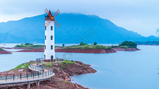 浙江千岛湖小镇灯塔图片