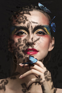 外国美女创意彩妆展示图片
