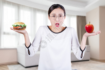 吃苹果女人健康饮食设计图片