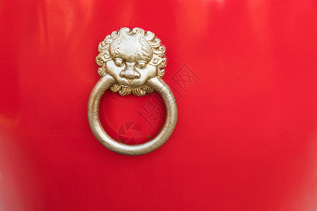 大红色门扣门锁古铜门高清图片