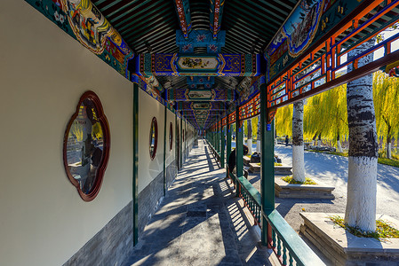 中式古典园林的长廊图片