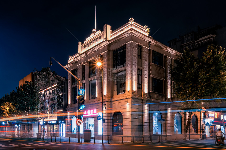 武汉南京路车轨夜景图片