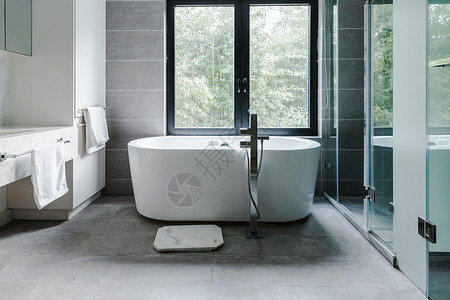 铝合金窗室内浴室浴缸背景