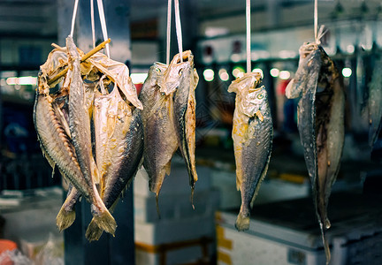 年味儿鱼干菜市场咸鱼干高清图片