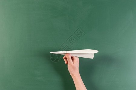 黑板手绘纸飞机背景