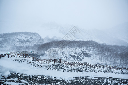 玩雪素材长白山聚龙泉天池背景