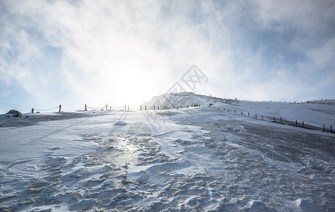 东北滑雪长白山冰雪季背景