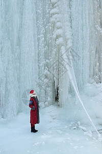 寒冷冬季里的冰瀑雾凇风景高清图片素材