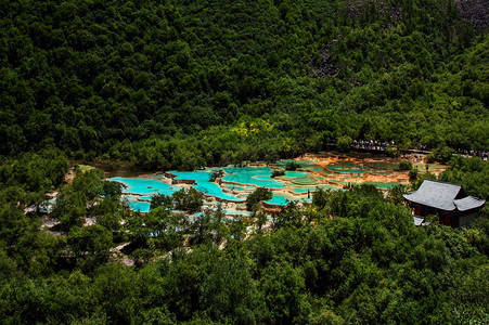 黄龙翡翠瑶池背景