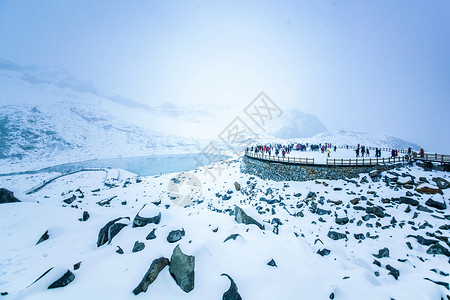 川西雪山图片