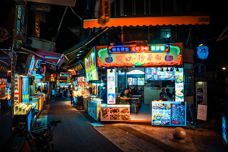 厦门曾厝垵夜景图片