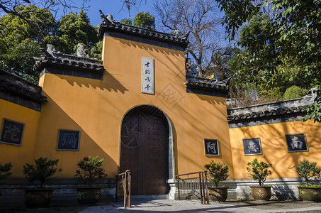 古佛古鸡鸣寺背景