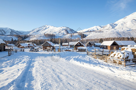 新疆禾木村冬季雪景背景图片