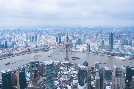 上海雨雪天气城市建筑全景高清图片