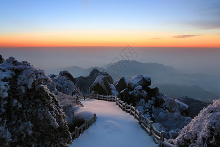 安徽天柱山雪后晨曦背景图片