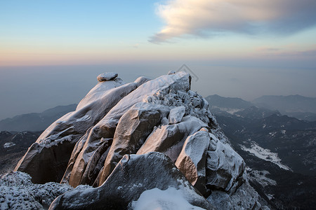 天柱山雪景二乔玉兰高清图片