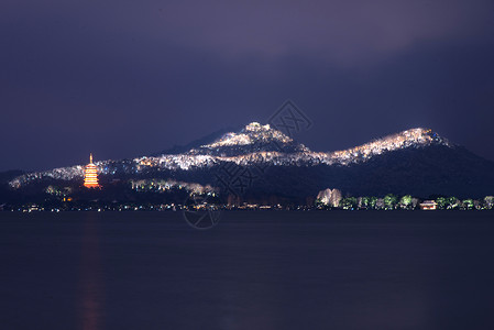 西湖夜景 雷峰塔图片