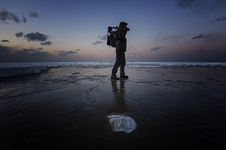海冰奇观人影照片素材高清图片