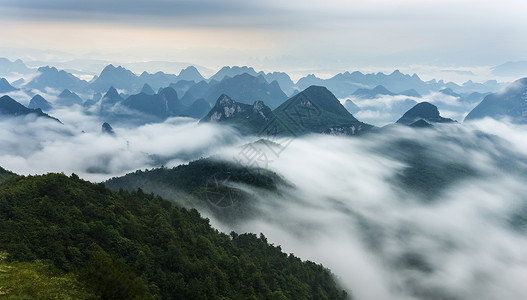 云海翻腾自然美高清图片素材