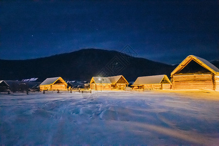 下雪天新疆喀纳斯禾木村背景