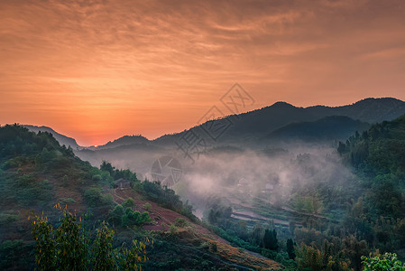 重庆天子山的早晨日出高清图片素材