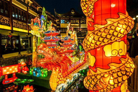 春节的上海城隍庙庙会张灯结彩旅游景点高清图片素材
